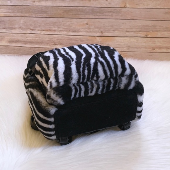 UGG Dannie II Mini Backpack Sheepskin Zebra - Picture 6 of 11